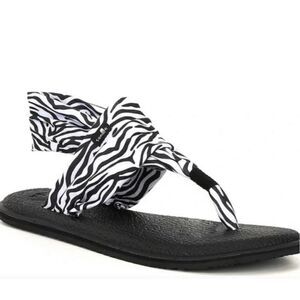 Sanuk  Zebra Sandals Size 8